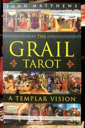 John Matthews - The Grail Tarot, a Templar vision (With Cards Ilustrated by Giovanni Caselli)