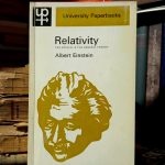 Alber Einstein - Relativity