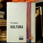 Teri Iglton - Kultura