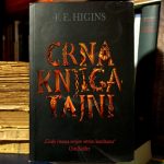 F. E. Higins - Crna knjiga tajni
