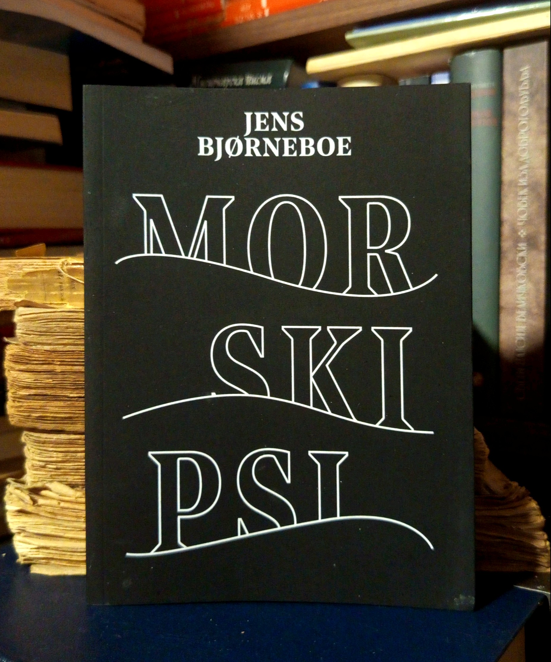 Jens Bjorneboe - Morski psi